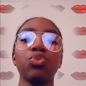 Meet your Posher, Kyra